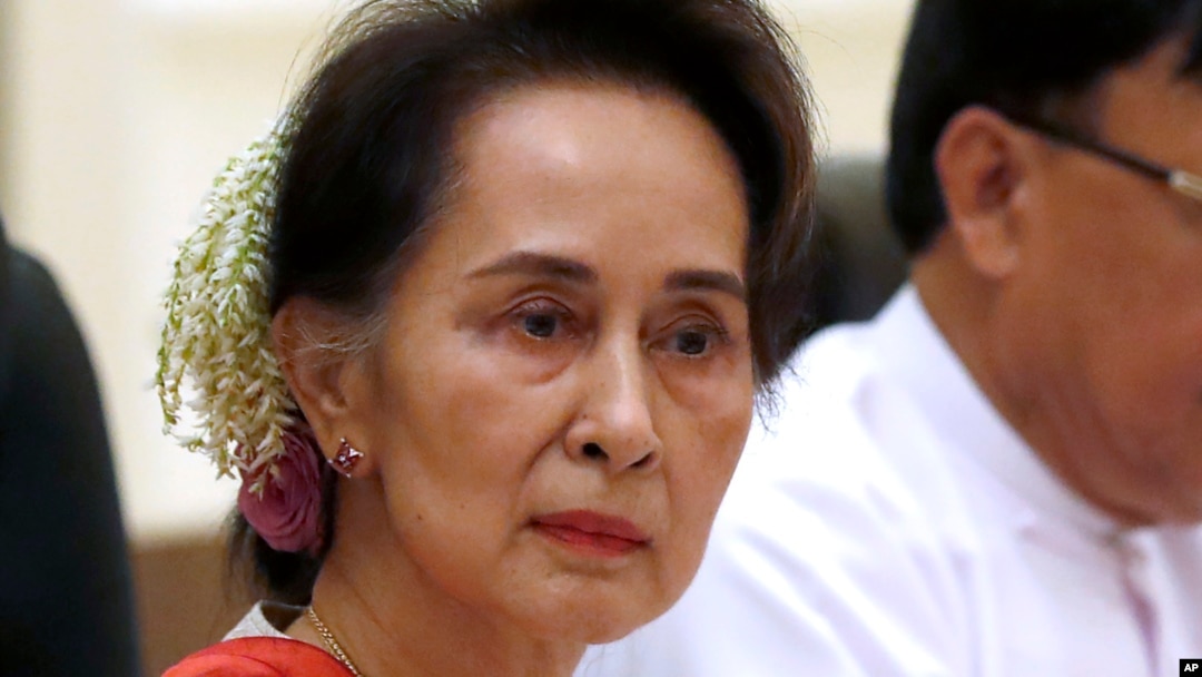 Khôi nguyên Nobel đang bị giam giữ - Aung San Suu Kyi.