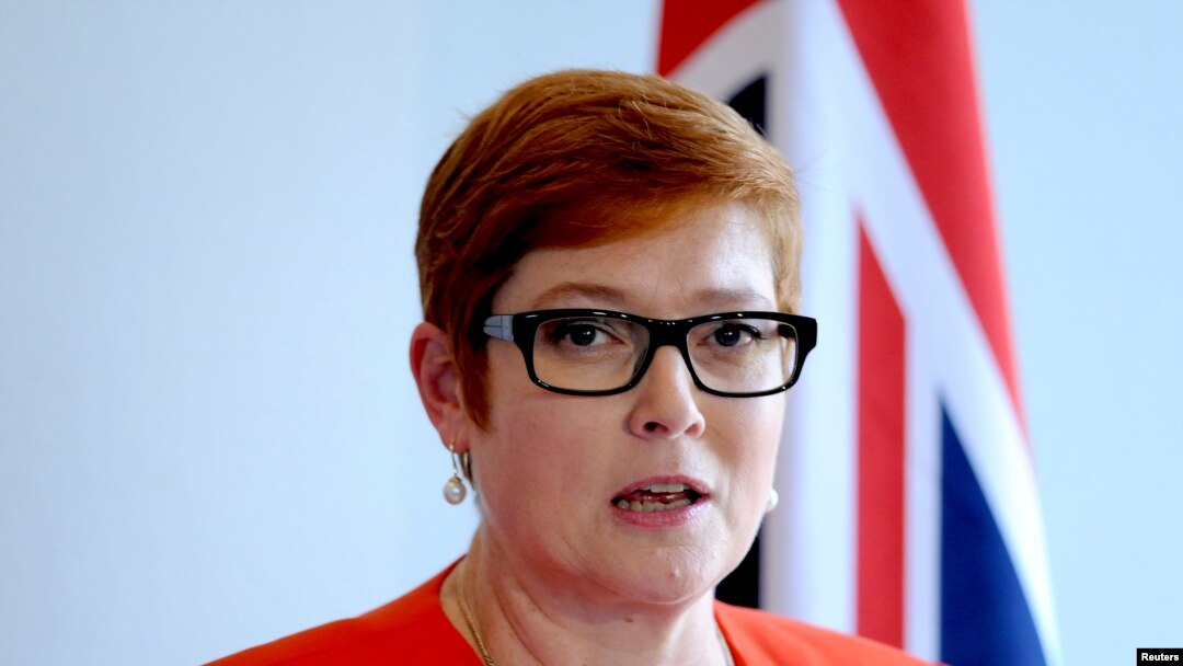 Bộ trưởng Quốc phòng Úc Marise Payne trong một cuộc họp báo ở Anh, ngày 9 tháng 9, 2016